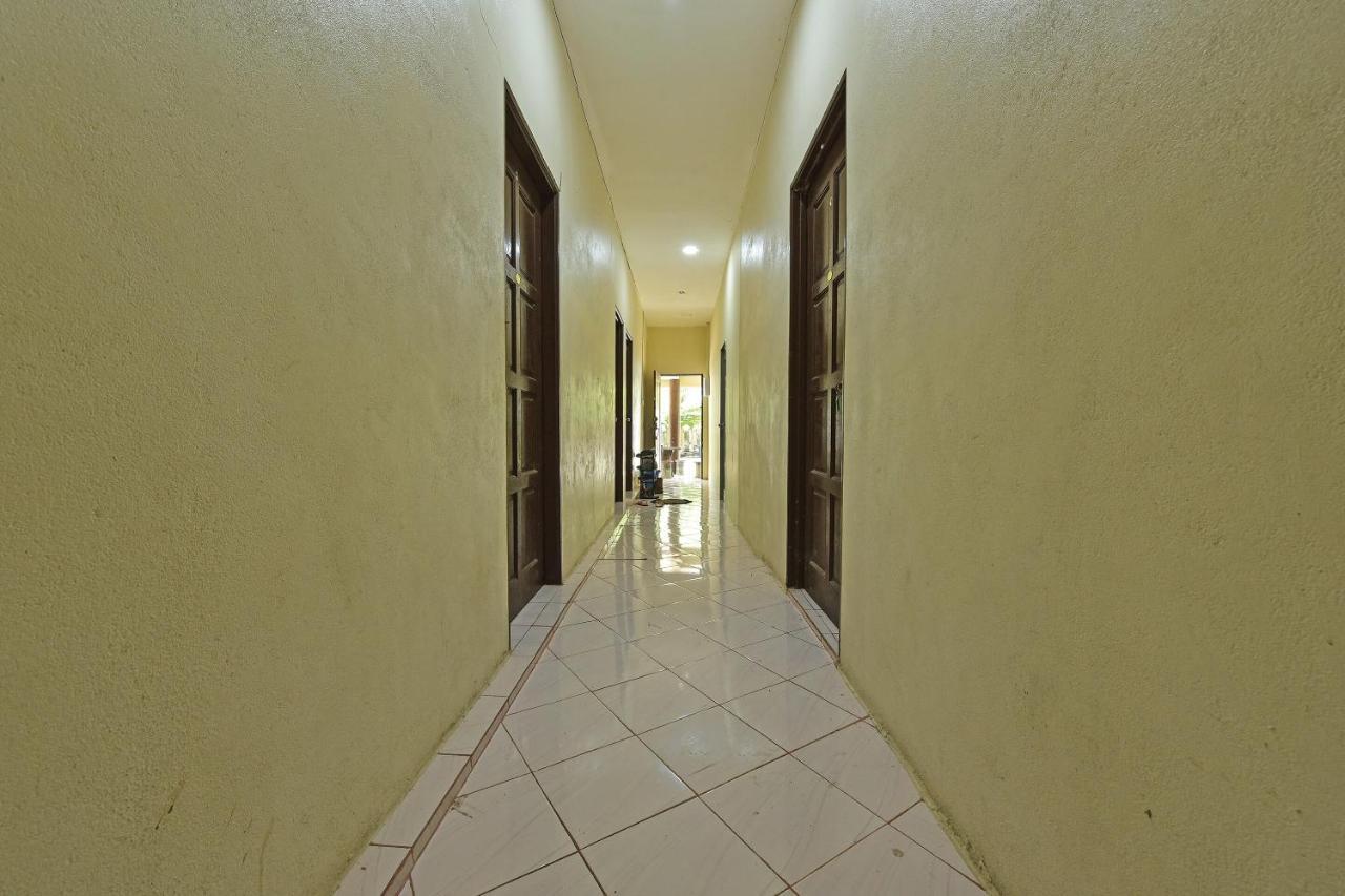 Oyo 90596 Casaria Inn Paka Exterior foto